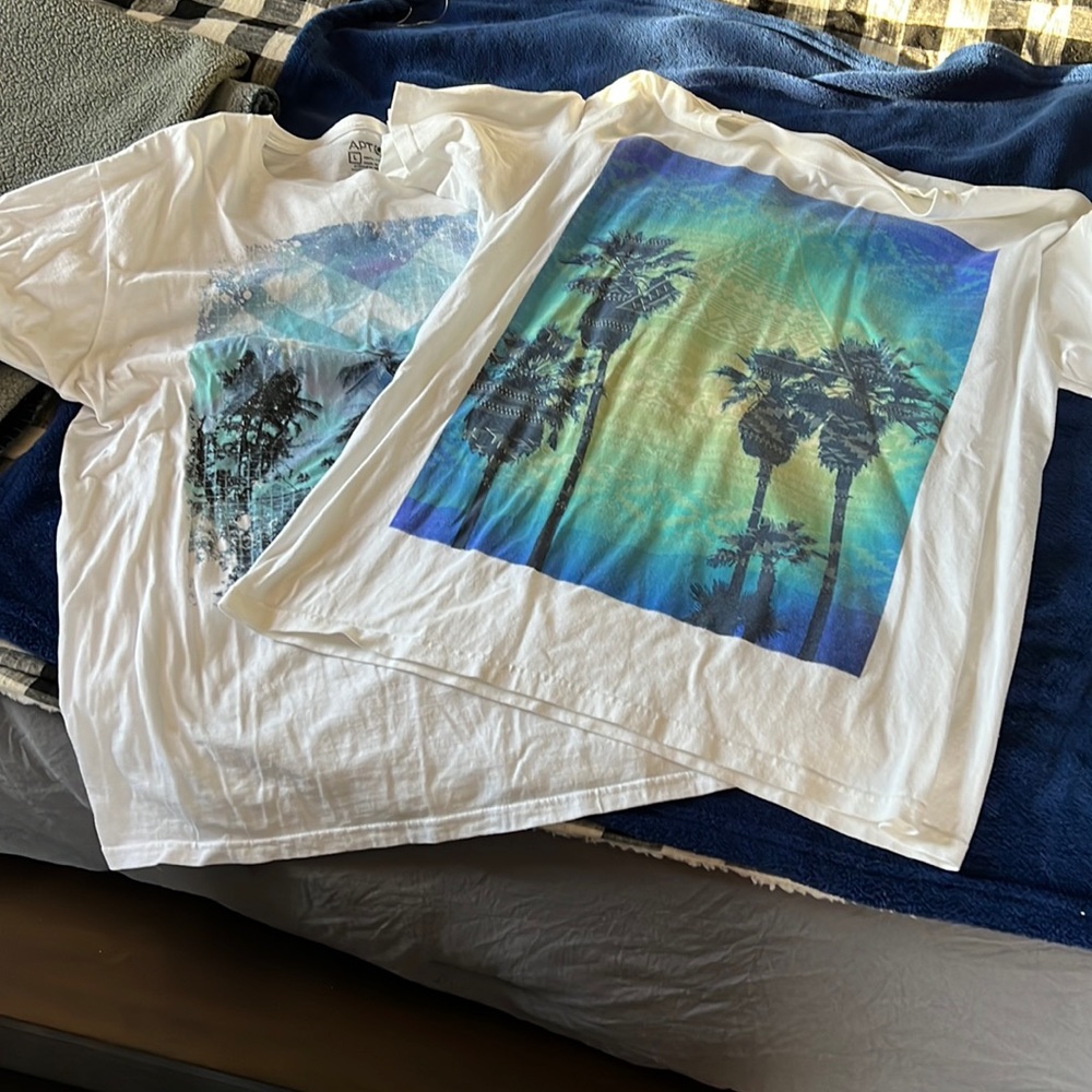2 EUC Graphic T
